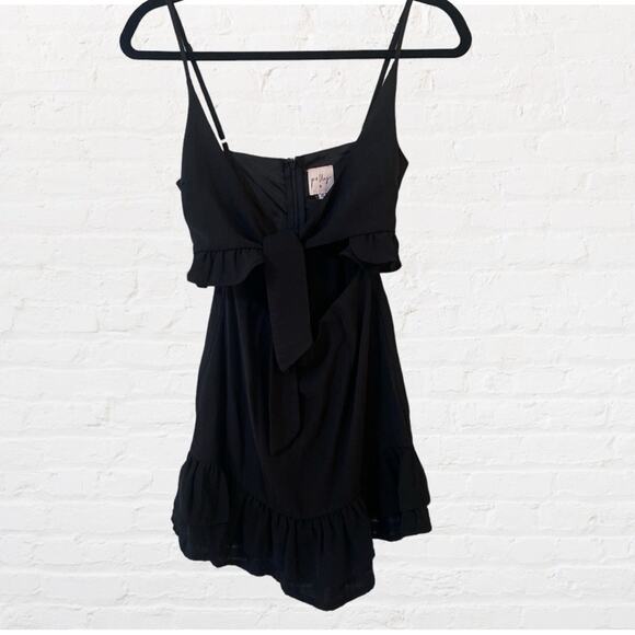 Princess Polly little black dress with cutout - Picture 2 of 7